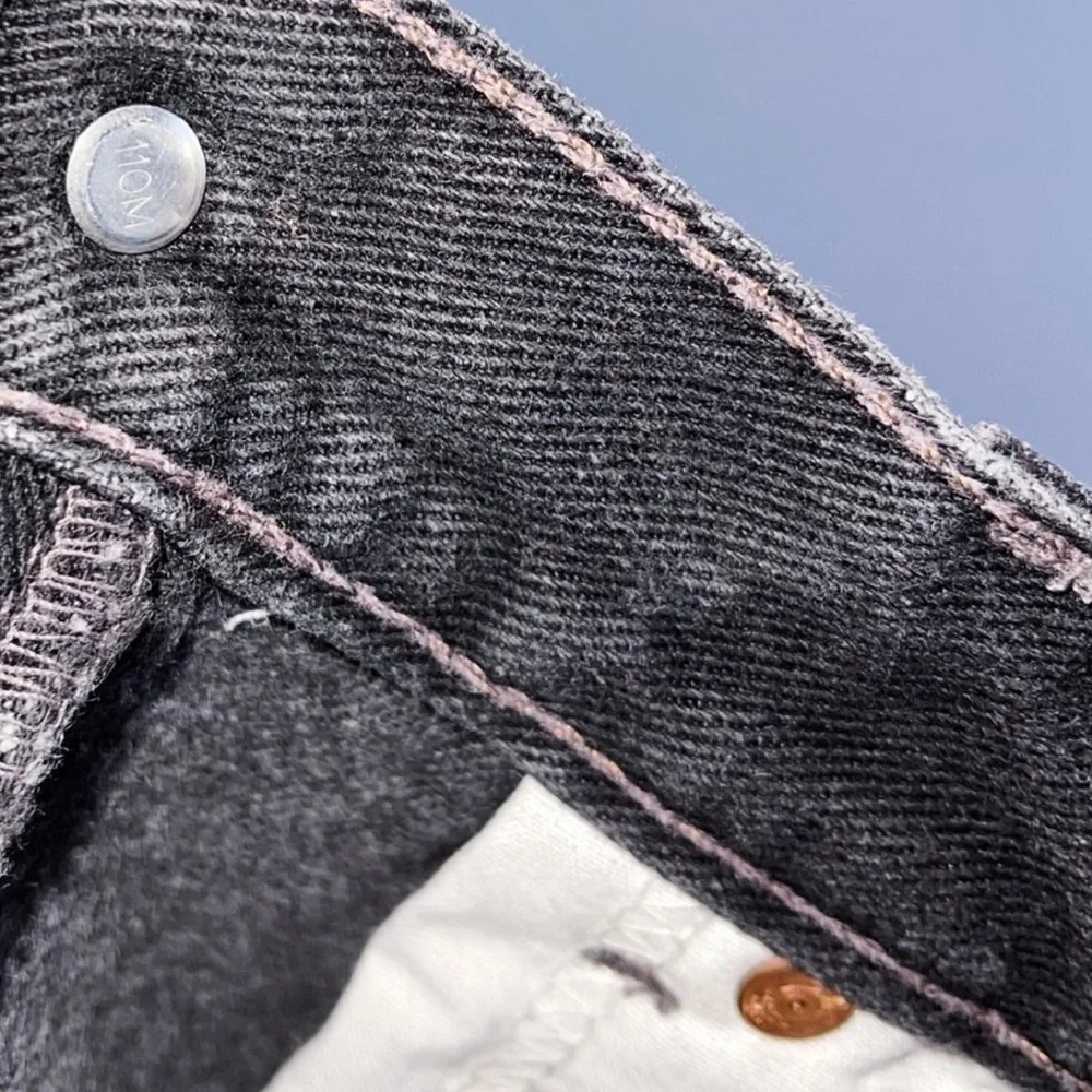 Levi's 550 Faded Black Vintage Straight Leg Jean 30/27" - Picture 8 of 12